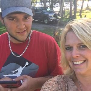 Meet your Posher, Brock